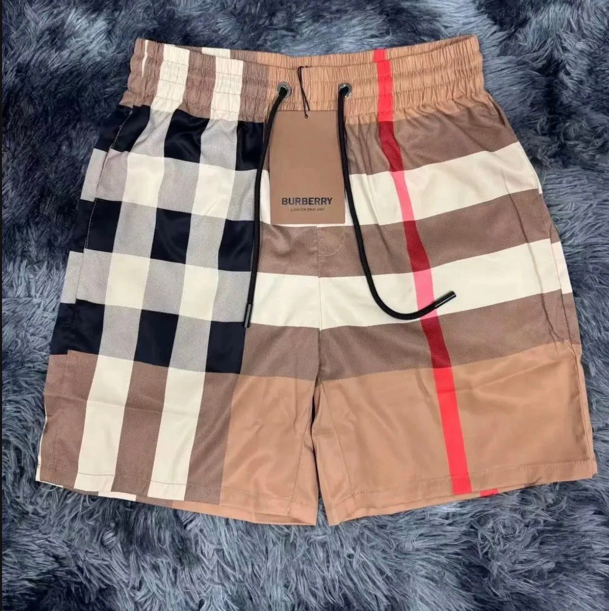 Short Burberry