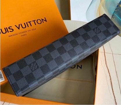 Pochette - LV