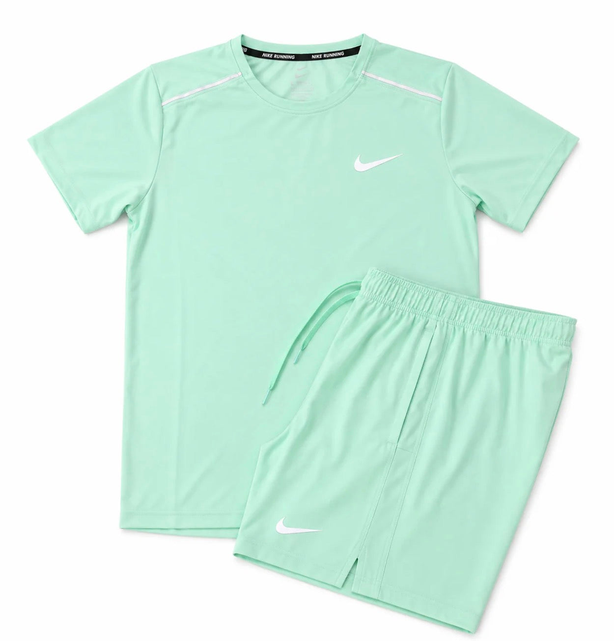 Ensemble Nike