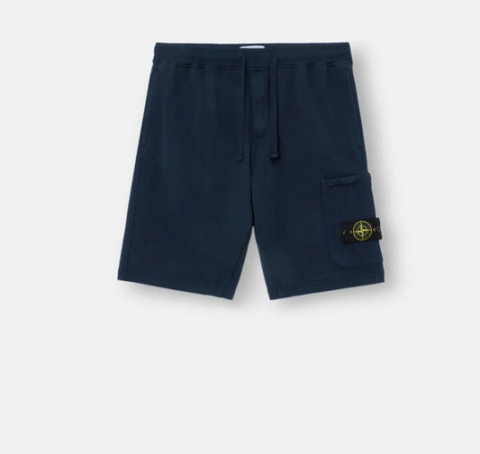 Short Stone island
